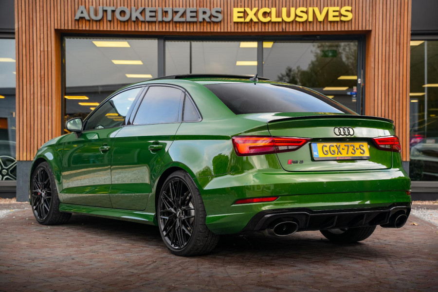 Audi A3 Limousine 2.5 TFSI RS 3 quattro Panodak B&O Virtal Dash Camera Carbon DAB+ Luxe Leder