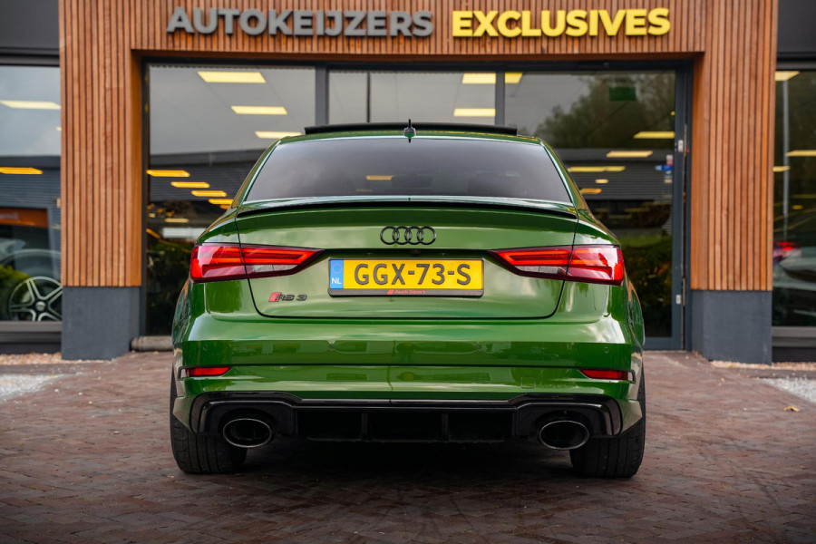 Audi A3 Limousine 2.5 TFSI RS 3 quattro Panodak B&O Virtal Dash Camera Carbon DAB+ Luxe Leder