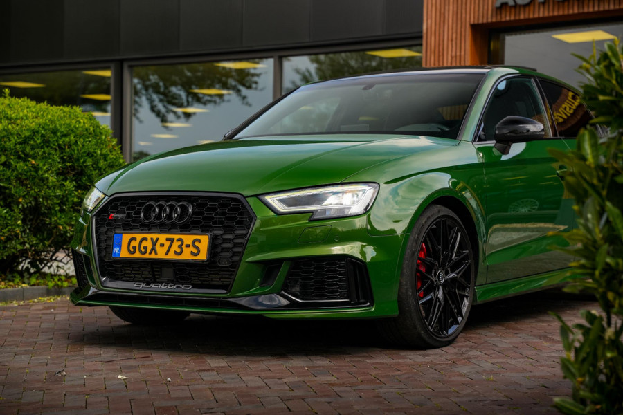 Audi A3 Limousine 2.5 TFSI RS 3 quattro Panodak B&O Virtal Dash Camera Carbon DAB+ Luxe Leder