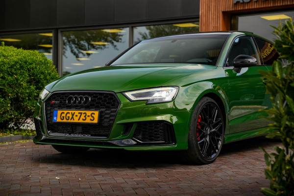 Audi A3 Limousine 2.5 TFSI RS 3 quattro Panodak B&O Virtal Dash Camera Carbon DAB+ Luxe Leder