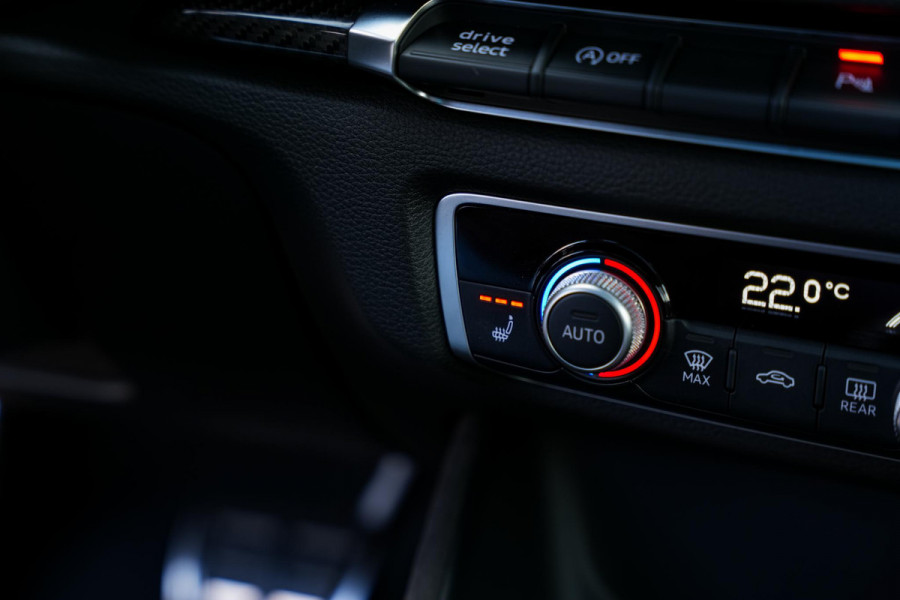 Audi A3 Limousine 2.5 TFSI RS 3 quattro Panodak B&O Virtal Dash Camera Carbon DAB+ Luxe Leder