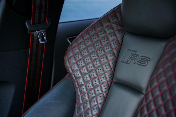 Audi A3 Limousine 2.5 TFSI RS 3 quattro Panodak B&O Virtal Dash Camera Carbon DAB+ Luxe Leder