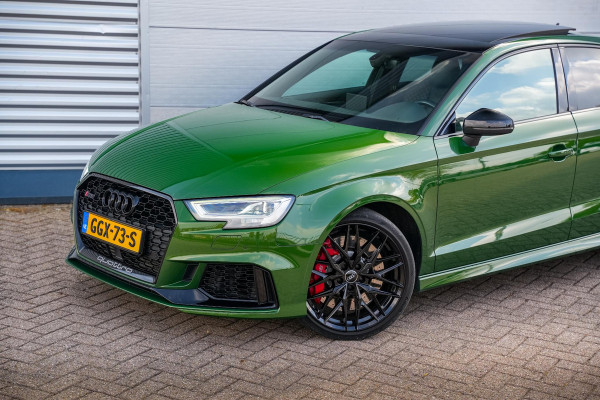 Audi A3 Limousine 2.5 TFSI RS 3 quattro Panodak B&O Virtal Dash Camera Carbon DAB+ Luxe Leder