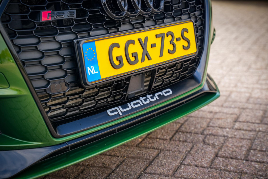 Audi A3 Limousine 2.5 TFSI RS 3 quattro Panodak B&O Virtal Dash Camera Carbon DAB+ Luxe Leder