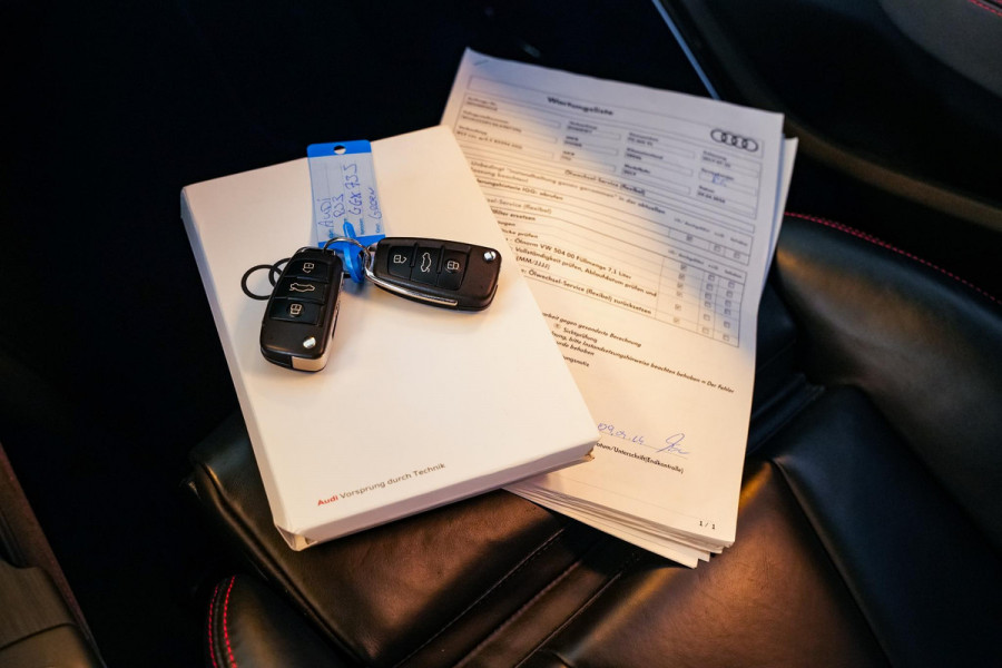 Audi A3 Limousine 2.5 TFSI RS 3 quattro Panodak B&O Virtal Dash Camera Carbon DAB+ Luxe Leder