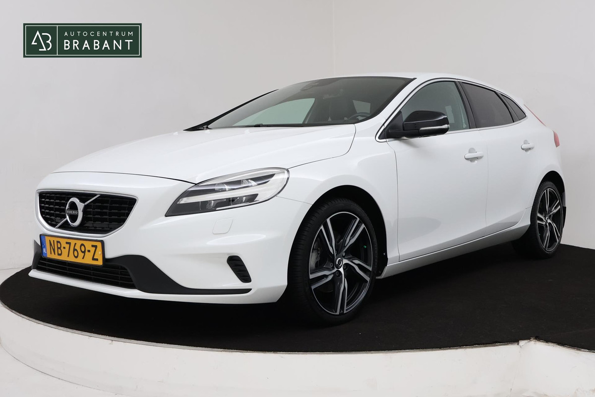 Volvo V40 2.0 T3 Inscription (R-DESIGN, TREKHAAK, STOELVERWARMING, NAVIGATIE, PARKEERSENSOREN, NL-AUTO, GOED ONDERHOUDEN) Volvo V40 2.0 T3 Inscription (R-DESIGN, TREKHAAK, STOELVERWARMING, NAVIGATIE, PARKEERSENSOREN, NL-AUTO, GOED ONDERHOUDEN)