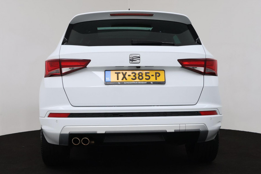 Seat Ateca 1.5 TSI FR Business Intense (PANORAMADAK, ACHTERUITRIJCAMERA, NAVIGATIE, PARKEERSENSOREN, GOED ONDERHOUDEN)