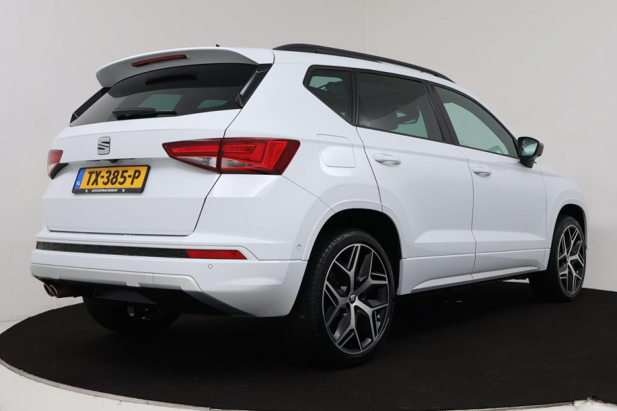 Seat Ateca 1.5 TSI FR Business Intense (PANORAMADAK, ACHTERUITRIJCAMERA, NAVIGATIE, PARKEERSENSOREN, GOED ONDERHOUDEN)