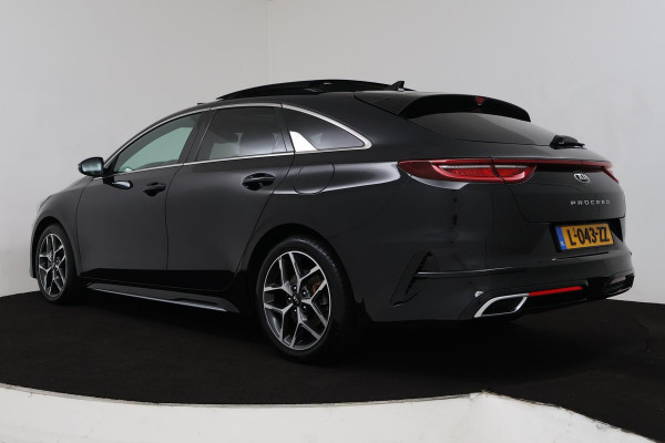 Kia ProCeed 1.5 T-GDI GT-Line (PANORAMADAK, ACHTERUITRIJCAMERA, NAVIGATIE, AUTOMAAT, STOEL/STUUR VERWARMING, NL-AUTO)