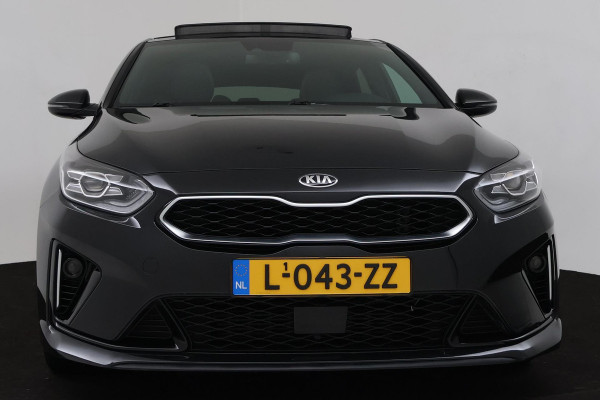 Kia ProCeed 1.5 T-GDI GT-Line (PANORAMADAK, ACHTERUITRIJCAMERA, NAVIGATIE, AUTOMAAT, STOEL/STUUR VERWARMING, NL-AUTO)