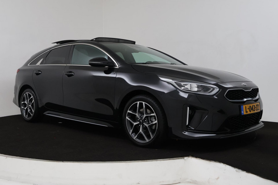 Kia ProCeed 1.5 T-GDI GT-Line (PANORAMADAK, ACHTERUITRIJCAMERA, NAVIGATIE, AUTOMAAT, STOEL/STUUR VERWARMING, NL-AUTO)