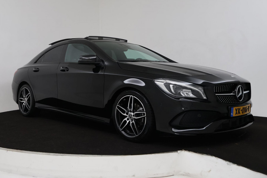 Mercedes-Benz CLA-Klasse 180 Business Solution AMG (PANORAMADAK, STOELVERWARMING, PARKEERSENSOREN, AUTOMAAT, CAMERA)