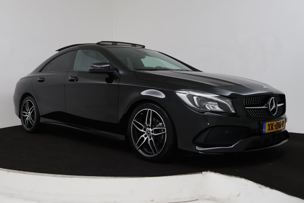 Mercedes-Benz CLA-Klasse 180 Business Solution AMG (PANORAMADAK, STOELVERWARMING, PARKEERSENSOREN, AUTOMAAT, CAMERA)