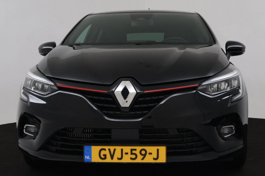 Renault Clio 1.0 TCe Intens (PARKEERSENSOREN, LANE-ASSIST, CRUISE CONTROL, BLUETOOTH, GOED ONDERHOUDEN)