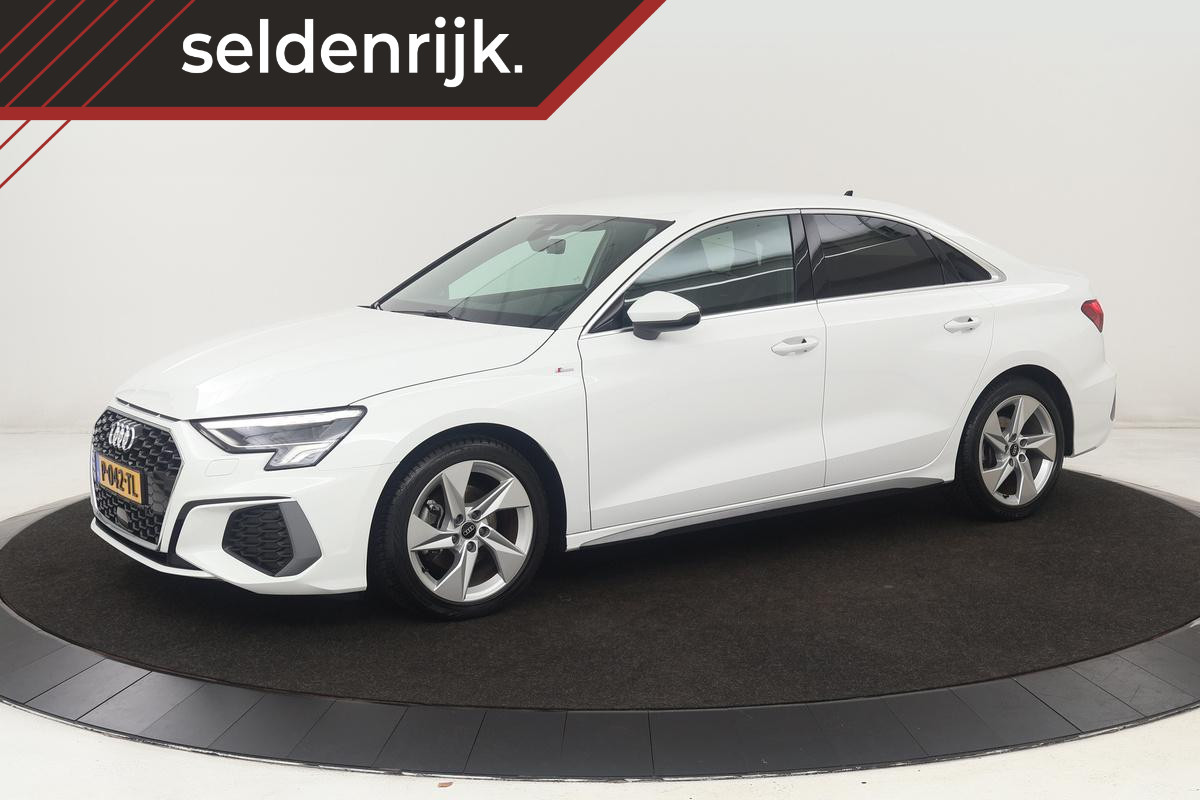 Audi A3 35 TFSI S edition | Adaptive cruise | Carplay | Sportstoelen | Virtual Cockpit | Full LED | Navigatie | Climate control | S Line Audi A3 35 TFSI S edition | Adaptive cruise | Carplay | Sportstoelen | Virtual Cockpit | Full LED | Navigatie | Climate control | S Line