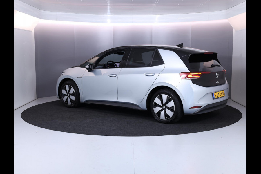 Volkswagen ID.3 Pro Edition 58 kWh 204 pk | Navigatie | Parkeersensoren (Park assist) | Achteruitrijcamera | Adaptieve cruise control | Stoelverwarming |