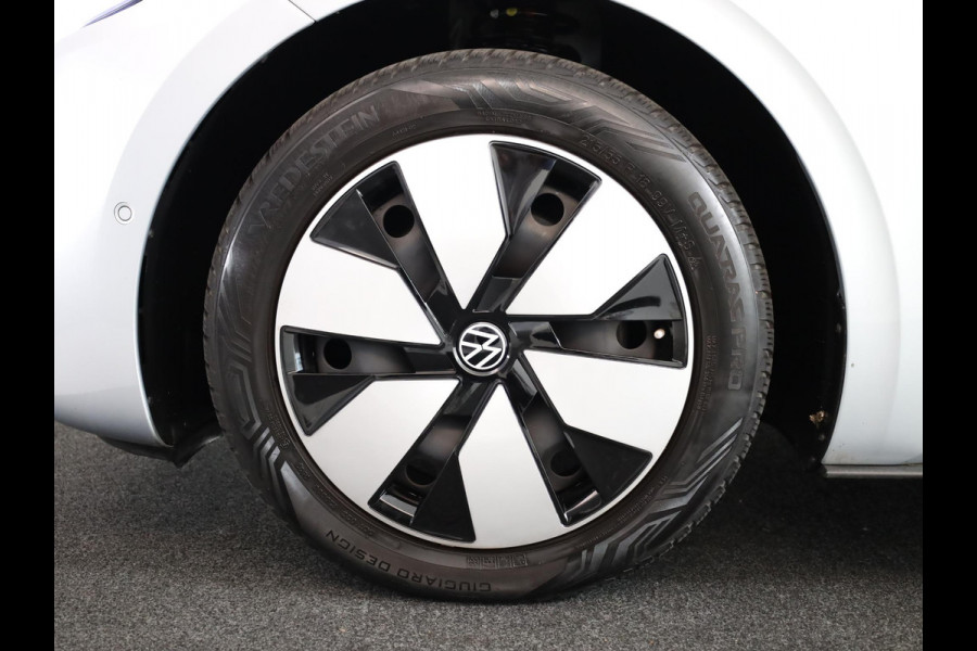 Volkswagen ID.3 Pro Edition 58 kWh 204 pk | Navigatie | Parkeersensoren (Park assist) | Achteruitrijcamera | Adaptieve cruise control | Stoelverwarming |