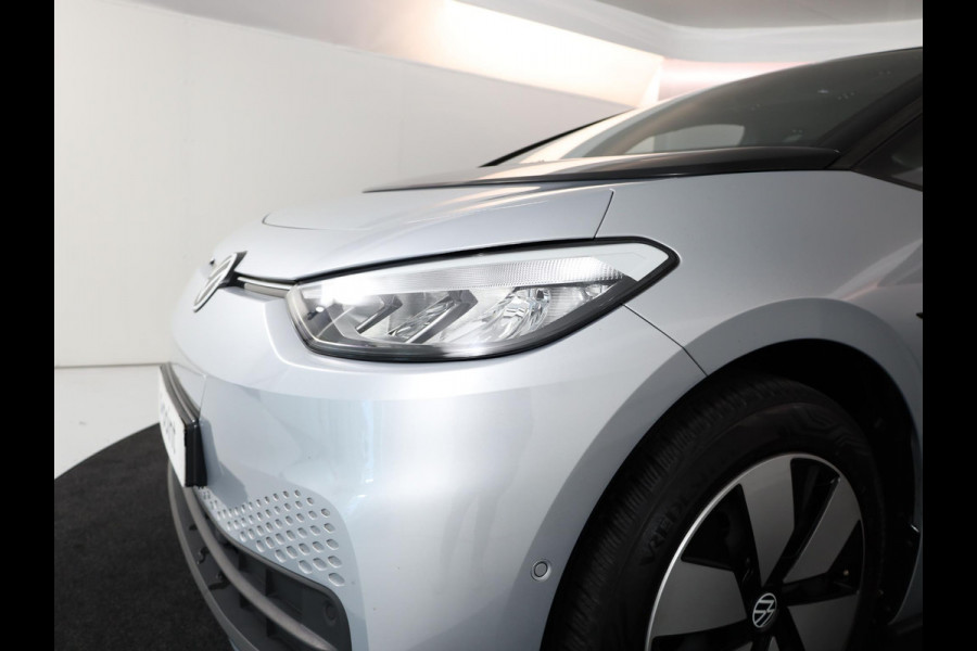 Volkswagen ID.3 Pro Edition 58 kWh 204 pk | Navigatie | Parkeersensoren (Park assist) | Achteruitrijcamera | Adaptieve cruise control | Stoelverwarming |