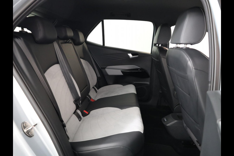 Volkswagen ID.3 Pro Edition 58 kWh 204 pk | Navigatie | Parkeersensoren (Park assist) | Achteruitrijcamera | Adaptieve cruise control | Stoelverwarming |