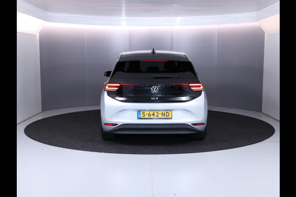 Volkswagen ID.3 Pro Edition 58 kWh 204 pk | Navigatie | Parkeersensoren (Park assist) | Achteruitrijcamera | Adaptieve cruise control | Stoelverwarming |