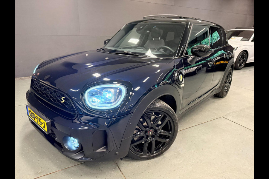 MINI Countryman 2.0 Cooper S E ALL4 BLACK-LINE 19''PANO/H-UP/H-KARDON/DAB/CARPLAY///