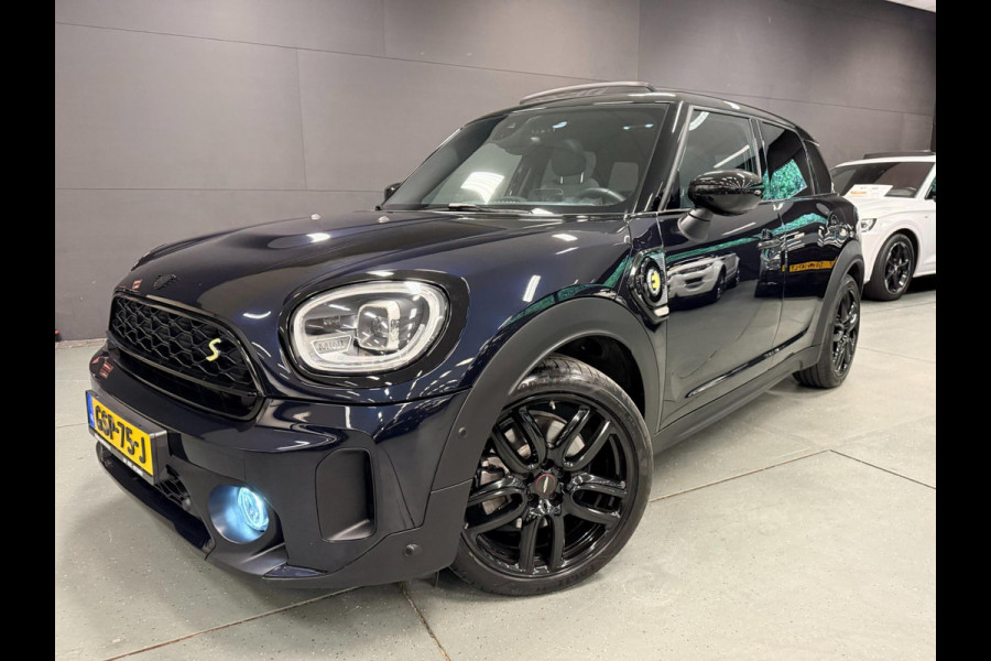 MINI Countryman 2.0 Cooper S E ALL4 BLACK-LINE 19''PANO/H-UP/H-KARDON/DAB/CARPLAY///