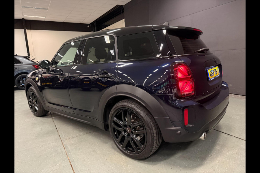 MINI Countryman 2.0 Cooper S E ALL4 BLACK-LINE 19''PANO/H-UP/H-KARDON/DAB/CARPLAY///