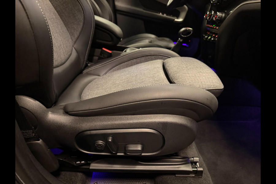 MINI Countryman 2.0 Cooper S E ALL4 BLACK-LINE 19''PANO/H-UP/H-KARDON/DAB/CARPLAY///