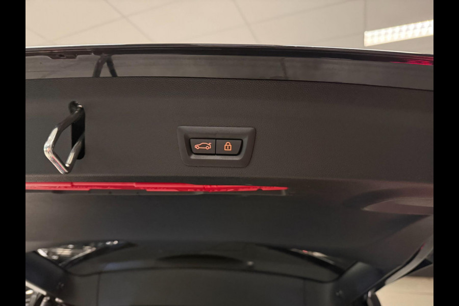 MINI Countryman 2.0 Cooper S E ALL4 BLACK-LINE 19''PANO/H-UP/H-KARDON/DAB/CARPLAY///