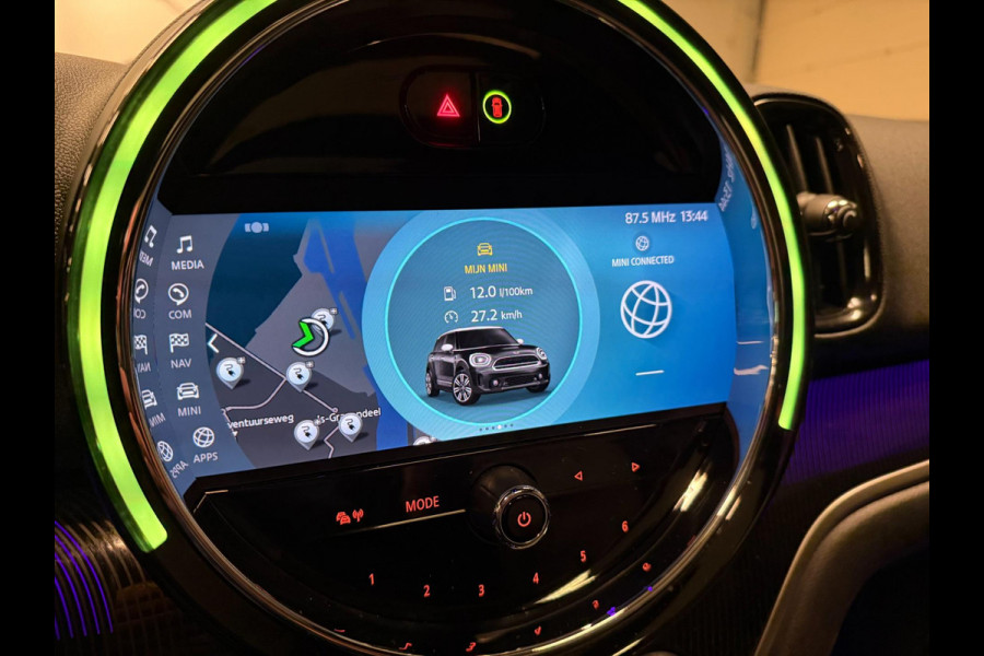 MINI Countryman 2.0 Cooper S E ALL4 BLACK-LINE 19''PANO/H-UP/H-KARDON/DAB/CARPLAY///