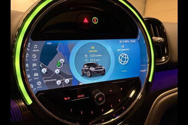 MINI Countryman 2.0 Cooper S E ALL4 BLACK-LINE 19''PANO/H-UP/H-KARDON/DAB/CARPLAY///
