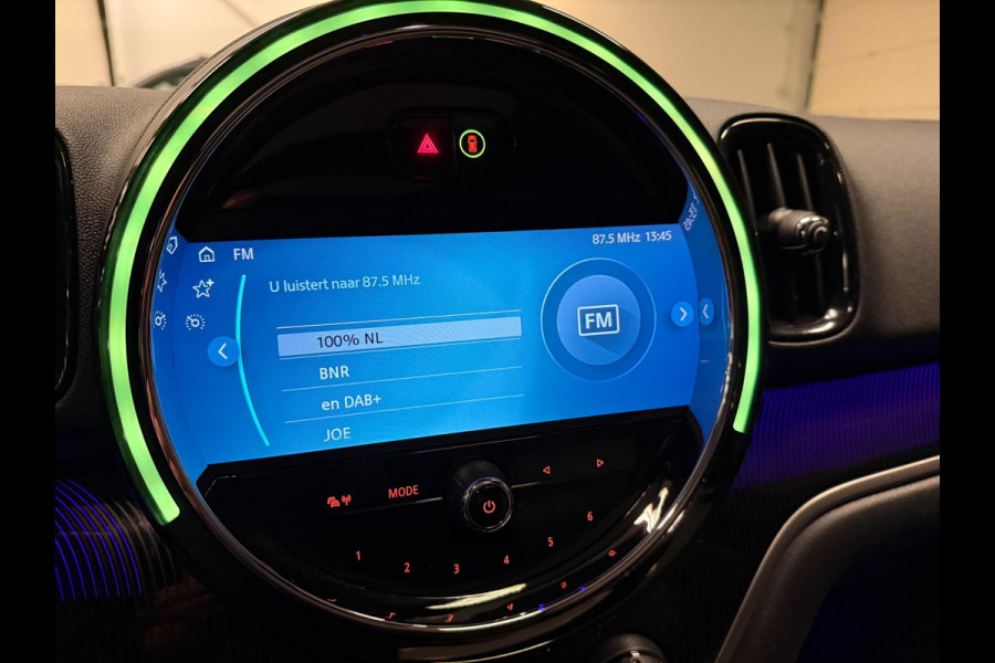 MINI Countryman 2.0 Cooper S E ALL4 BLACK-LINE 19''PANO/H-UP/H-KARDON/DAB/CARPLAY///