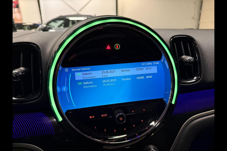 MINI Countryman 2.0 Cooper S E ALL4 BLACK-LINE 19''PANO/H-UP/H-KARDON/DAB/CARPLAY///