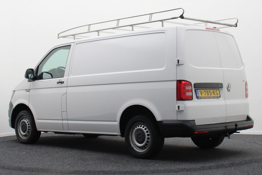 Volkswagen Transporter 2.0 TDI L1H1 Economy 3-Zits, Airco, Cruise, Bluetooth, Elektrisch Pakket, Imperiaal, Trekhaak