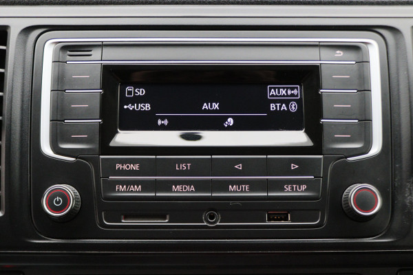 Volkswagen Transporter 2.0 TDI L1H1 Economy 3-Zits, Airco, Cruise, Bluetooth, Elektrisch Pakket, Imperiaal, Trekhaak