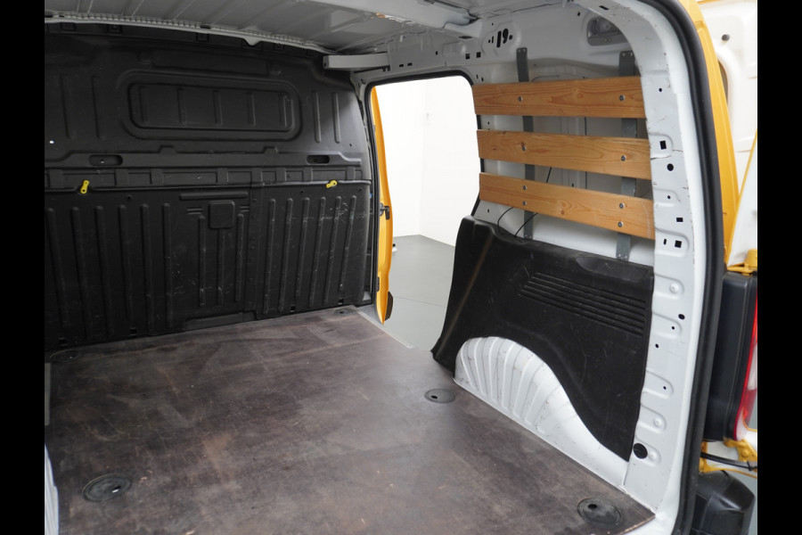 Opel Combo 1.5CDTI EURO6 10x Op voorraad! 3-Pers. ECC Cruise Control Bluetooth Elektr.ramen Elektr.spiegels+Verwarmd Centr.Vergr+ab. L1H1 E Schuifdeur Betonplex vloer Lat om Lat betimmering Allesdragers  3 zit