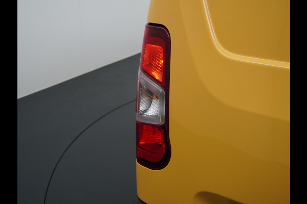 Opel Combo 1.5CDTI EURO6 10x Op voorraad! 3-Pers. ECC Cruise Control Bluetooth Elektr.ramen Elektr.spiegels+Verwarmd Centr.Vergr+ab. L1H1 E Schuifdeur Betonplex vloer Lat om Lat betimmering Allesdragers  3 zit