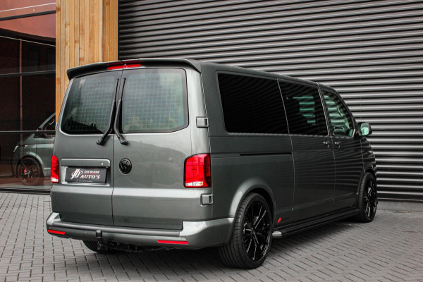 Volkswagen Transporter 2.0 TDI L2H1 30 DC BULLI 199PK DUBBEL CABINE / LEDEREN BEKLEDING / PDC / VERLAGINGSVEREN / 2X SCHUIFDEUR