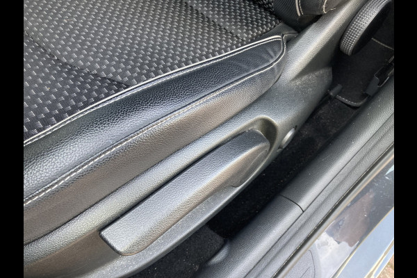 Kia Ceed Sportswagon 1.0 T-GDi 120pk DynamicPlusLine TREKHAAK/KEYLESS/CARPLAY/CAMERA/NAVI/PDC