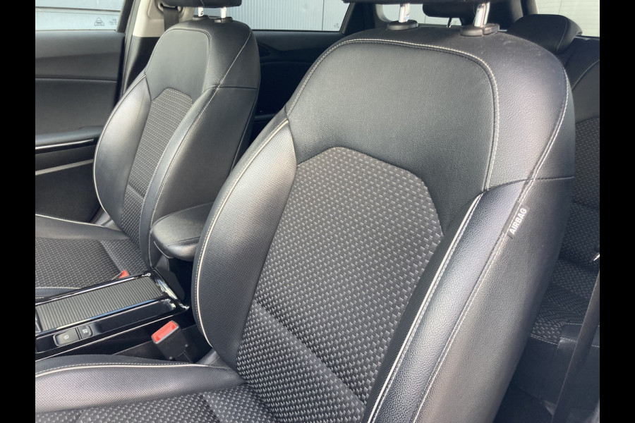 Kia Ceed Sportswagon 1.0 T-GDi 120pk DynamicPlusLine TREKHAAK/KEYLESS/CARPLAY/CAMERA/NAVI/PDC