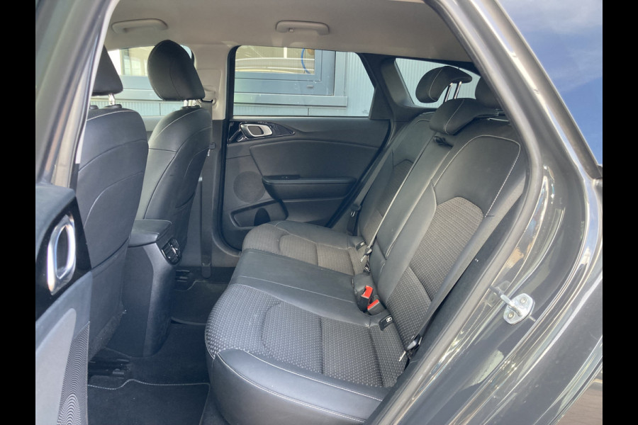 Kia Ceed Sportswagon 1.0 T-GDi 120pk DynamicPlusLine TREKHAAK/KEYLESS/CARPLAY/CAMERA/NAVI/PDC