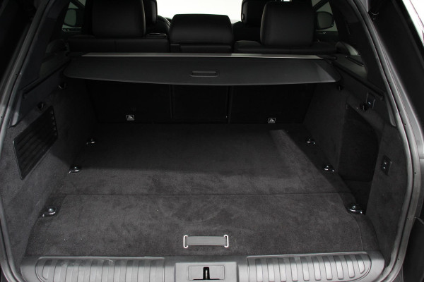 Land Rover Range Rover Sport P400e PHEV HSE Dynamic | Leder | Schuif / kantel / Panorama dak | Meridian sound system | Camera | Electrisch bedienbare achterklep | Standkachel