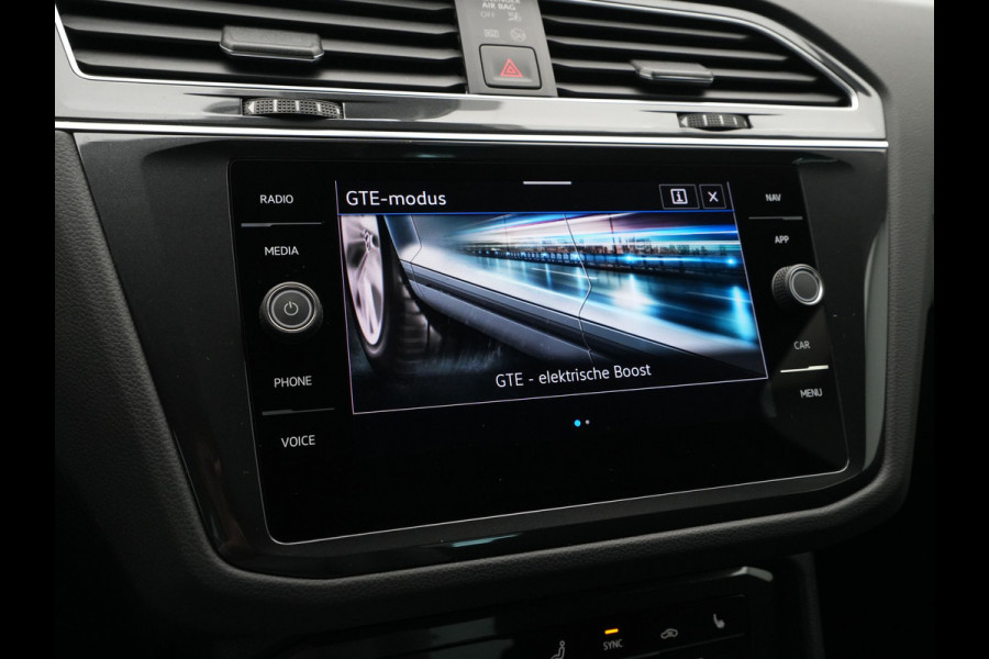 Volkswagen Tiguan 1.4 TSI 245pk eHybrid Life Navigatie Stoelverwarming Side Assist Acc 194