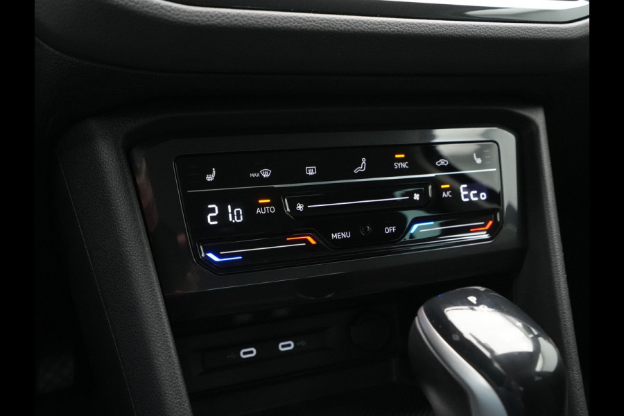 Volkswagen Tiguan 1.4 TSI 245pk eHybrid Life Navigatie Stoelverwarming Side Assist Acc 194