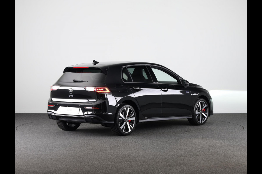Volkswagen Golf GTE 1.5 eHybrid 200 kW / 272 pk Hatchback 6 versn.