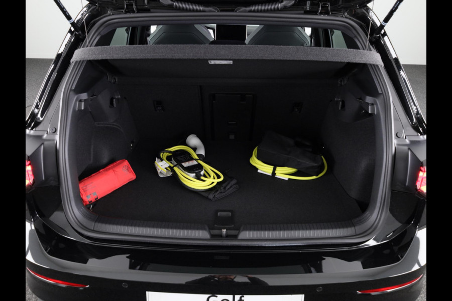 Volkswagen Golf GTE 1.5 eHybrid 200 kW / 272 pk Hatchback 6 versn.