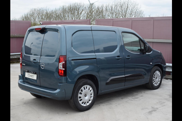 Opel Combo Electric 136 L1 50kWh | BETIMMERING | CAMERA + SENSOREN | NAVIGATIE