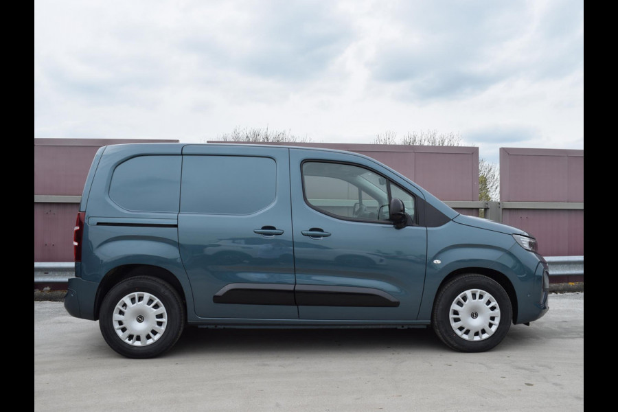Opel Combo Electric 136 L1 50kWh | BETIMMERING | CAMERA + SENSOREN | NAVIGATIE