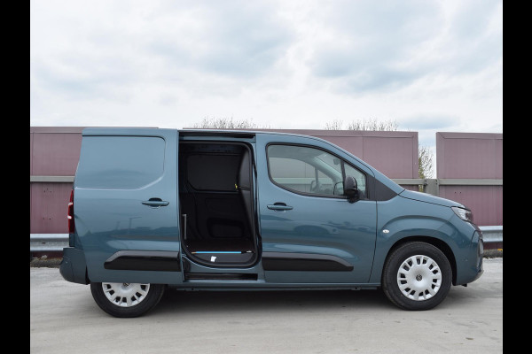 Opel Combo Electric 136 L1 50kWh | BETIMMERING | CAMERA + SENSOREN | NAVIGATIE