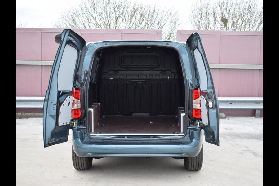 Opel Combo Electric 136 L1 50kWh | BETIMMERING | CAMERA + SENSOREN | NAVIGATIE